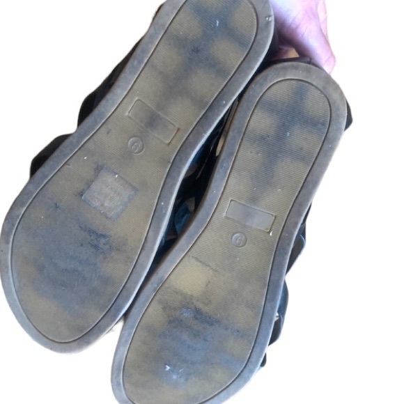 Journey + Crew Black Strappy Ziporah Sandal Basket Weave Design Size 9 Wide - Picture 9 of 10